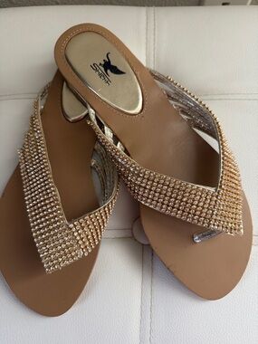 Sheikh Rinestones Flip Flop Sandals - size 8